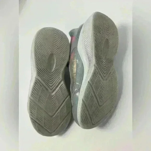 SKECHERS MULTICOLOR KIDS SHOES SIZE 13 WITH ITS ORIGINAL BOX - Picture 5 of 5